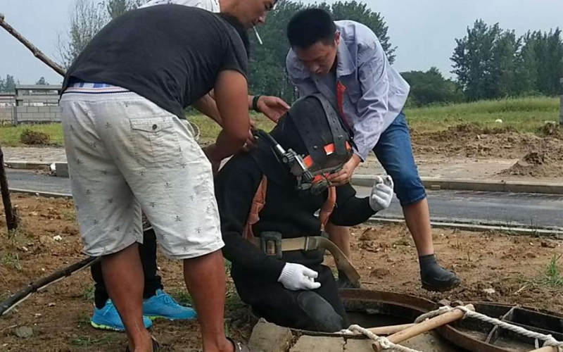 水下管道封堵