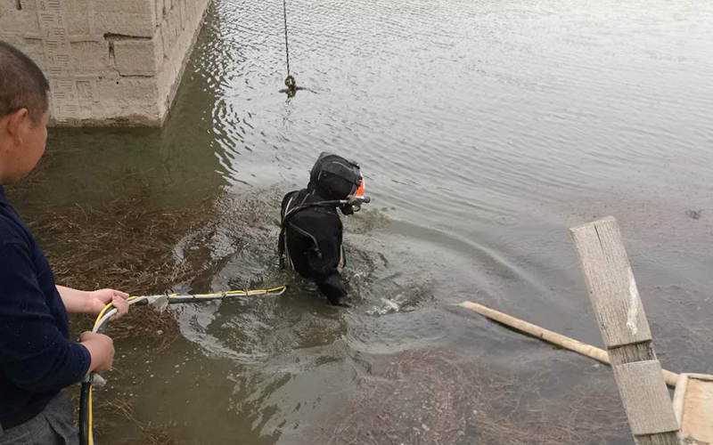 水下安裝